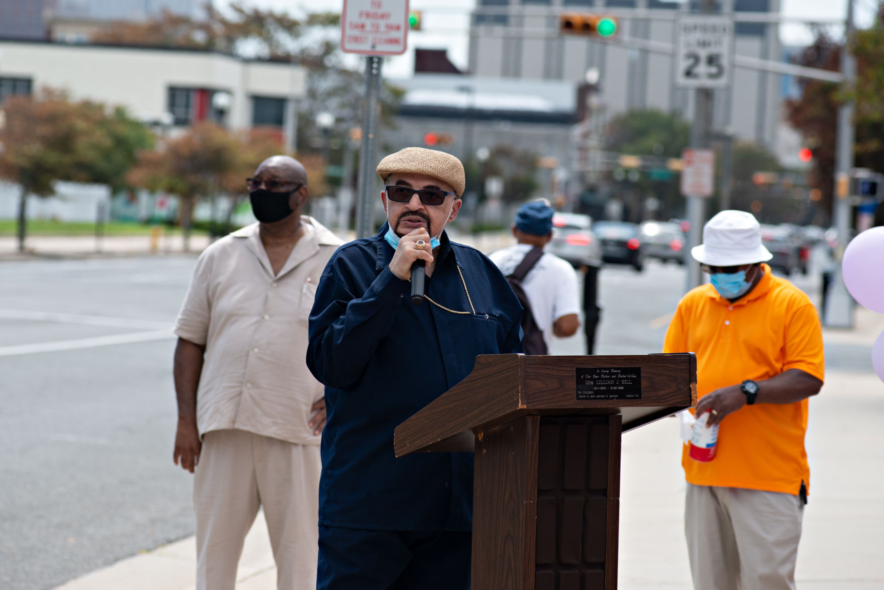 080920_nws_carparade